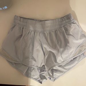 Lululemon Hotty Hot 2.5 Shorts